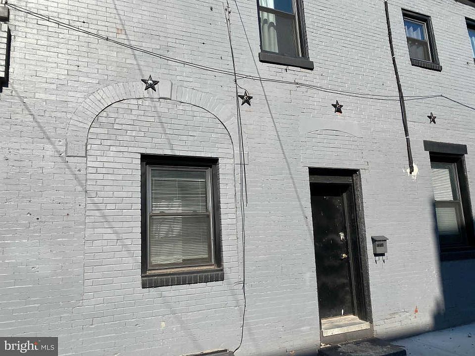 1st image of 119 W Susquehanna Ave #B