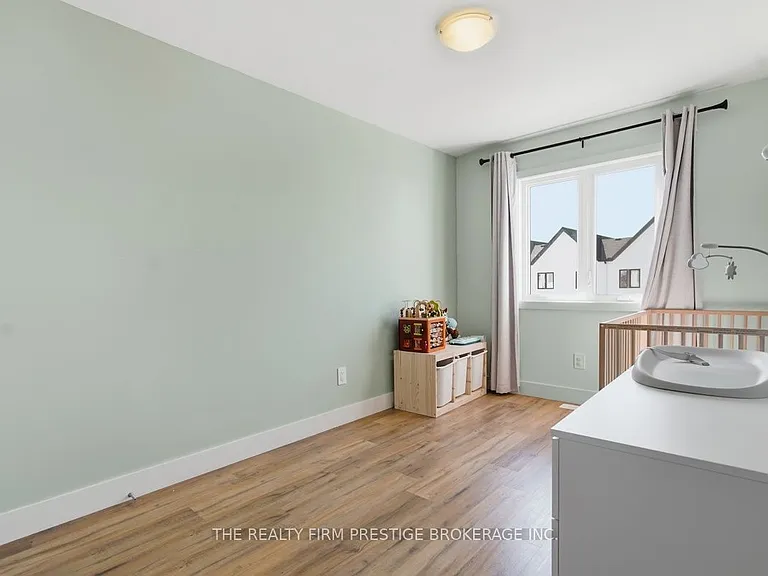 1595 Capri Cres #28 — Photo 22