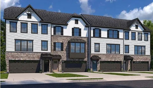 8008 Chief Way photo 1