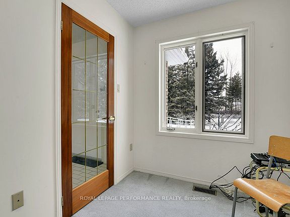 3rd image of 4540 Piperville Rd