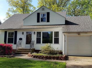 5252 Lynd Ave, Lyndhurst, OH