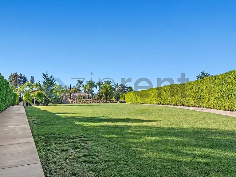18545 Aliso Canyon Rd — Photo 44