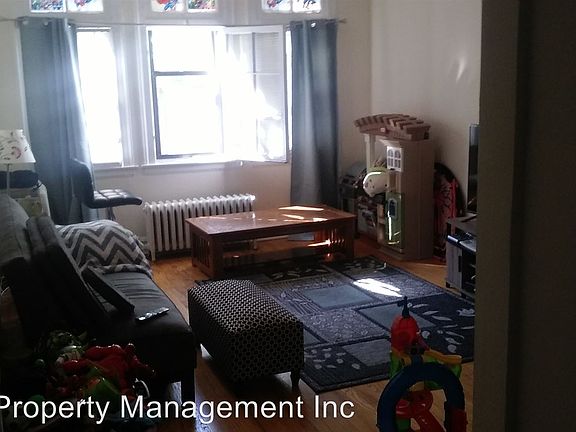 4th image of 4505 N Lincoln Ave APT 1H