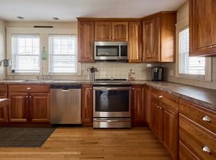 90 Haverhill St, Andover, MA 01810