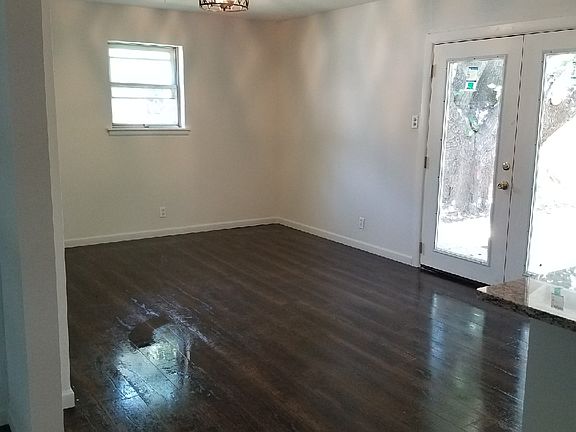 5th image of 5317 Ira St N