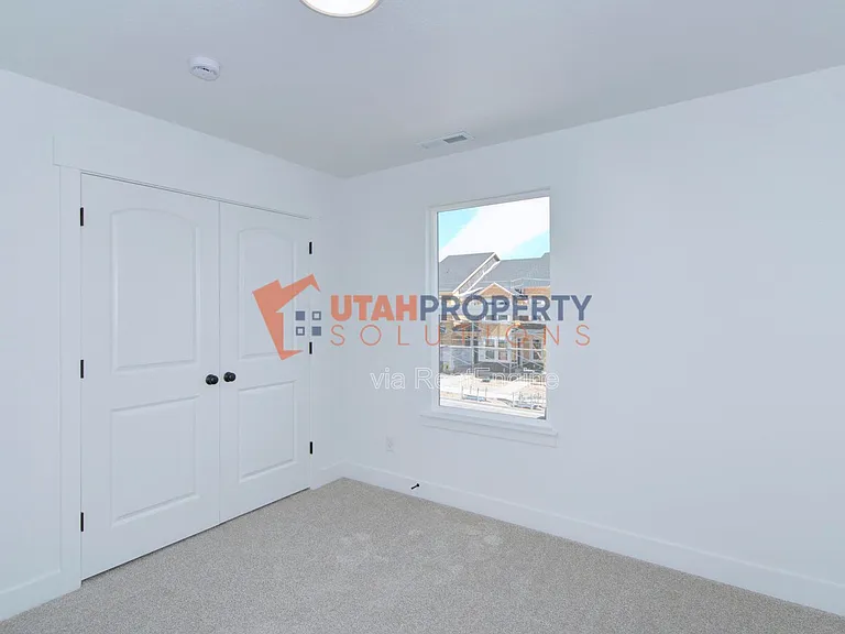 4423 W Templar Dr — Photo 16