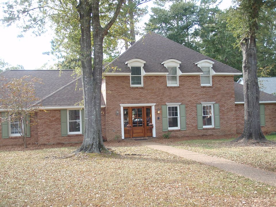 1st image of 161 Westlake Dr
