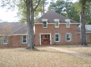 161 Westlake Dr, Brandon, MS 39047