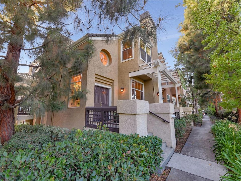 1st image of 425 Camille Cir Unit 17