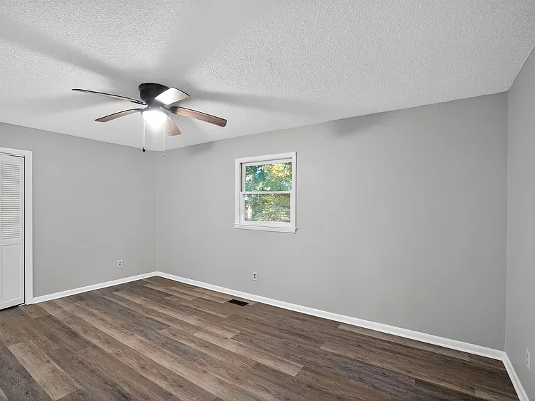 1494 Carpenter St — Photo 26
