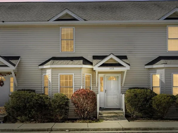 103 Sutherland Dr, Radford, VA 24141