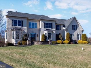 128 Braemar Ln, Limerick, PA 19468