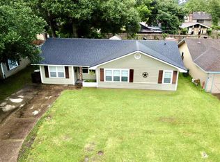 740 Callaway Dr, Beaumont, TX 77706