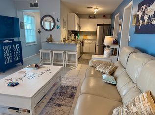 5020 Beach Dr SE APT C, Saint Petersburg, FL 33705
