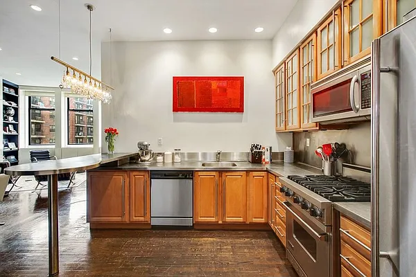 Sold by Corcoran | media 3