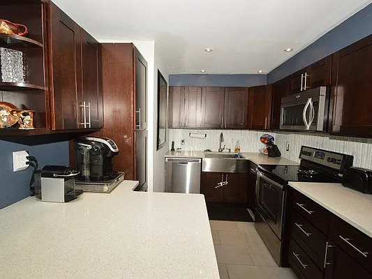 Sold by Keller Williams Realty Landmark | media 22