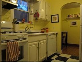 3rd image of 13 Home Ave