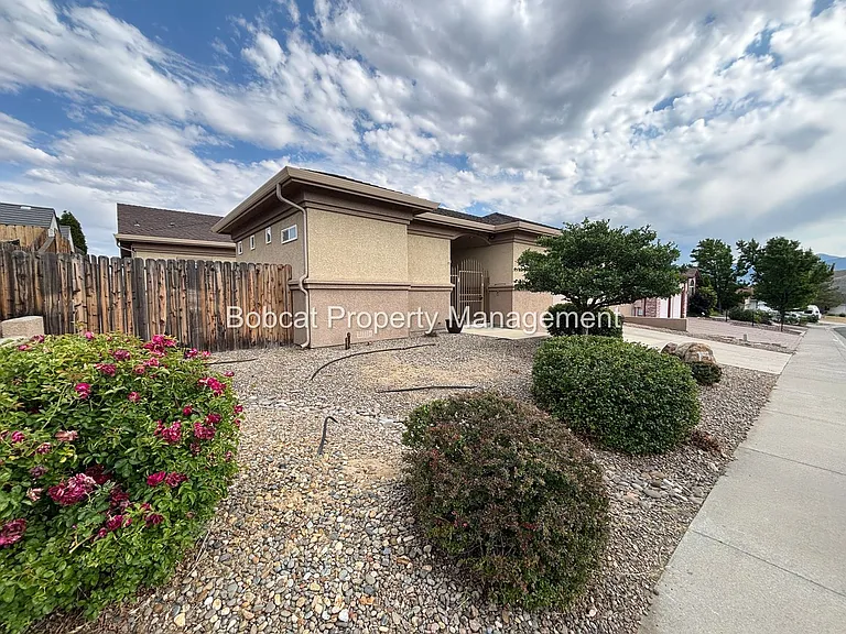 963 Ranchview Cir — Photo 63