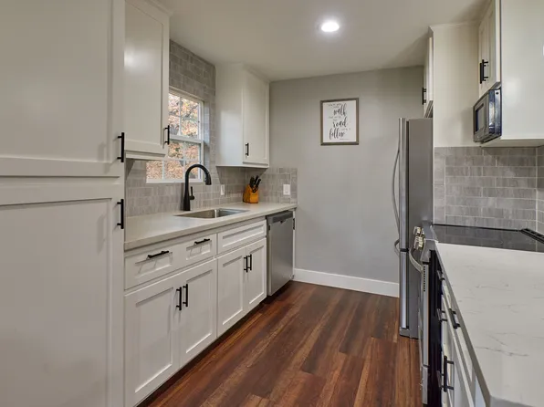16983 Columbia River Dr, Sonora, CA 95370