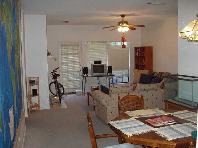 2nd image of 3001 Cedar St APT 305