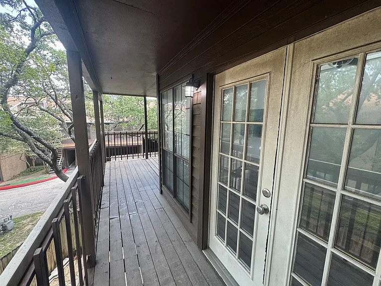8611 Datapoint Dr #32 — Photo 26