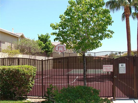 3rd image of 9289 Scenic Mountain Ln