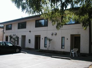 2518 NE 195th St APT 4, Lake Forest Park, WA 98155