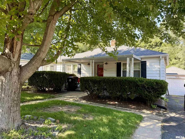 812 N Fernwood Cir, Peoria, IL 61604