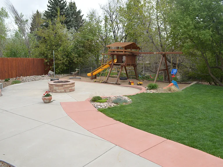 452 S Union Blvd — Photo 11