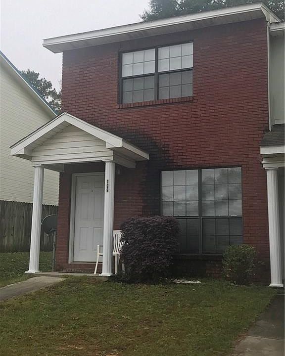 2nd image of 199 Lakeview Dr