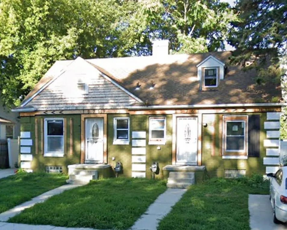 Building Photo - 15761 Evergreen Rd