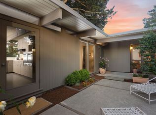 7006 Colton Blvd, Oakland, CA 94611