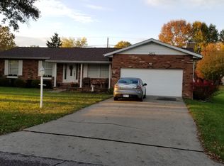 2622 Montana Ave, Hurricane, WV 25526