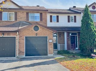 38 Bridgestone Dr, Ottawa, ON K2M 2N9
