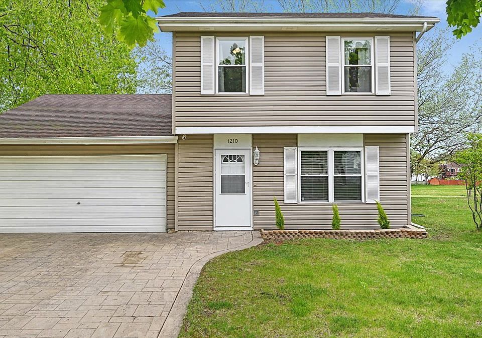 1st image of 1210 Camden Ln