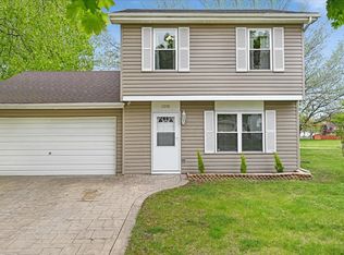 1210 Camden Ln, Aurora, IL 60504
