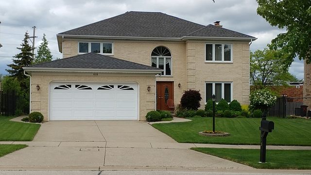 1st image of 618 Berkshire Ln