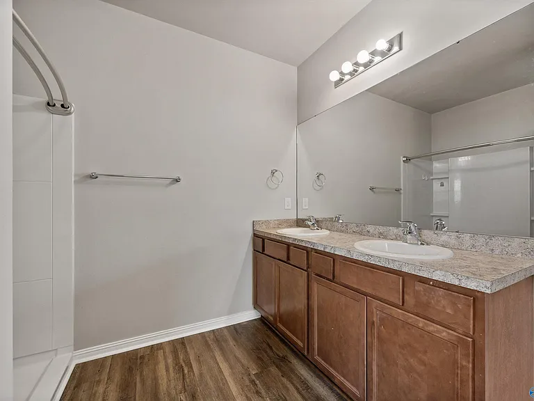 30000 Abbeywood Ln — Photo 23