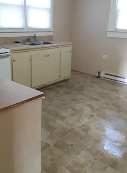 533 Arch St — Photo 5