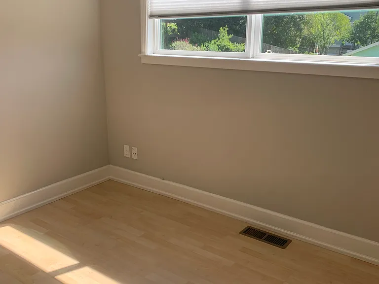 120 Villa Ave #B — Photo 5