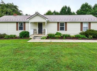 4900 Day Ct, Walkertown, NC 27051
