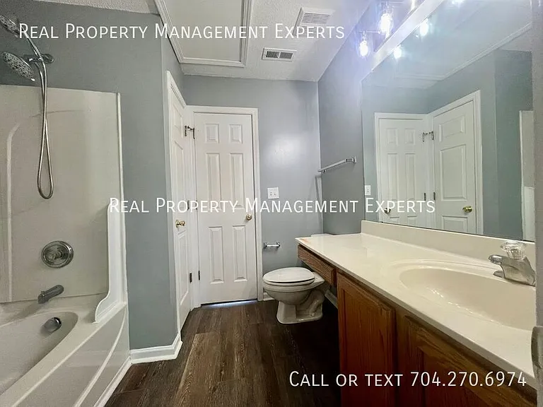 12438 Hennigan Place Ln — Photo 7
