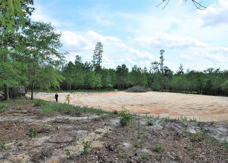 1st image of 6 Sable Lane