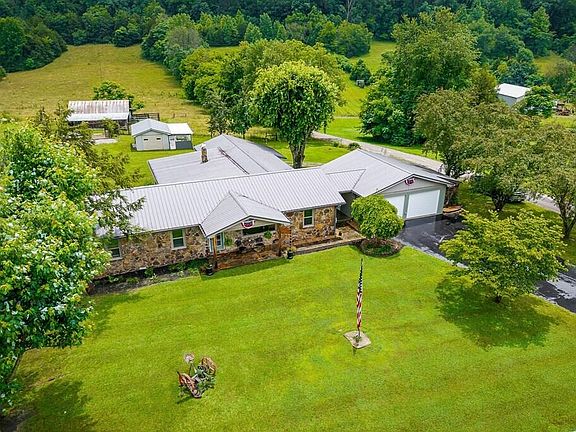 2nd image of 1653 Lester Flatt Rd