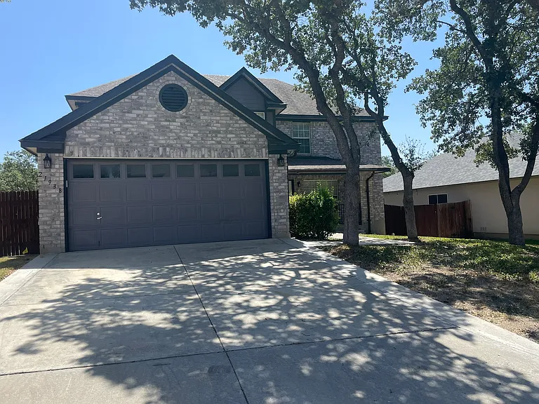 21938 Legend Point Dr — Photo 98