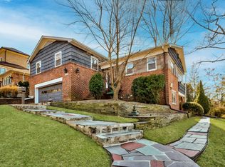 25106 Thebes Ave, Little Neck, NY 11362