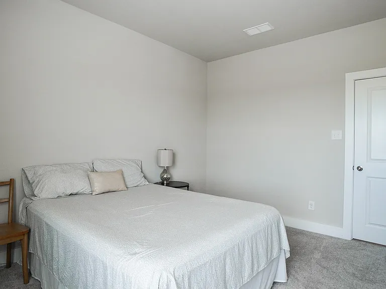 1836 Big Spring Dr — Photo 32