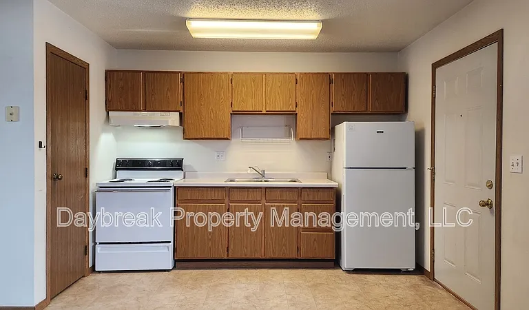 1305 34th Street Cir S #204 — Photo 5
