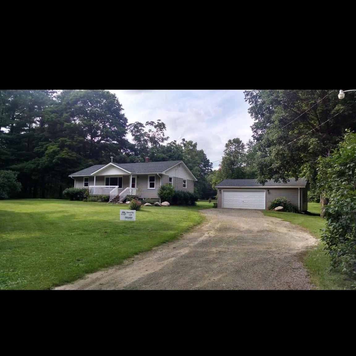 3 bed, 1100 sqft, $1,850 — Photo 1