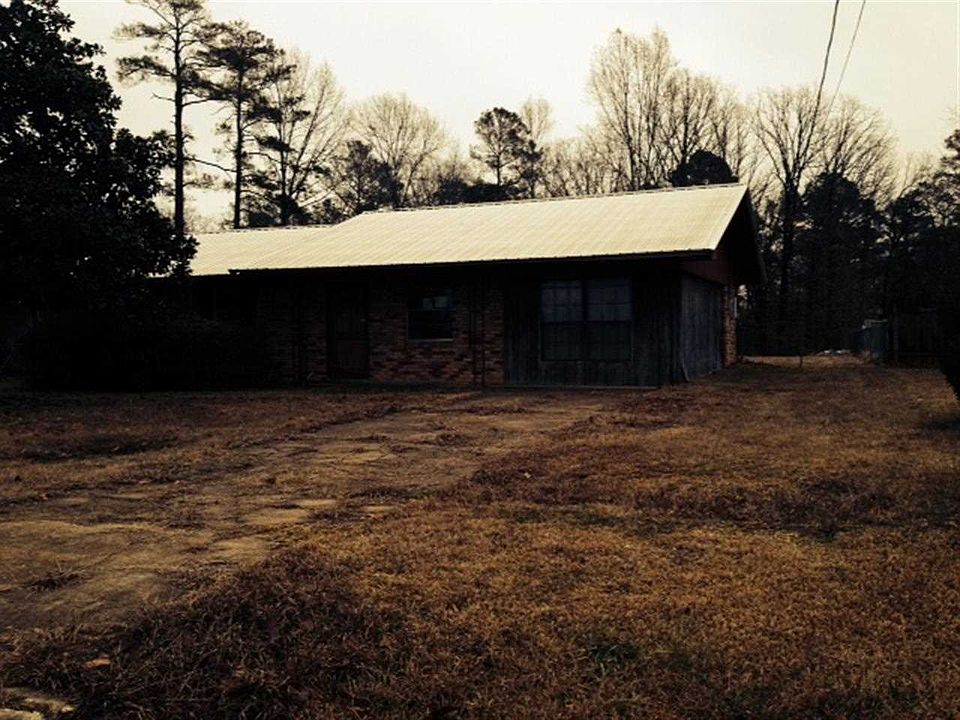2nd image of 10904 Cooper Lake Rd